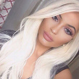 Kylie Jenner Wearing Solotica Hidrocor Grafite Coloured Contact Lenses